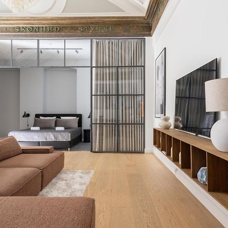 Unique 3 Bedroom Apartment In Vibrant Frederiksberg København Eksteriør billede
