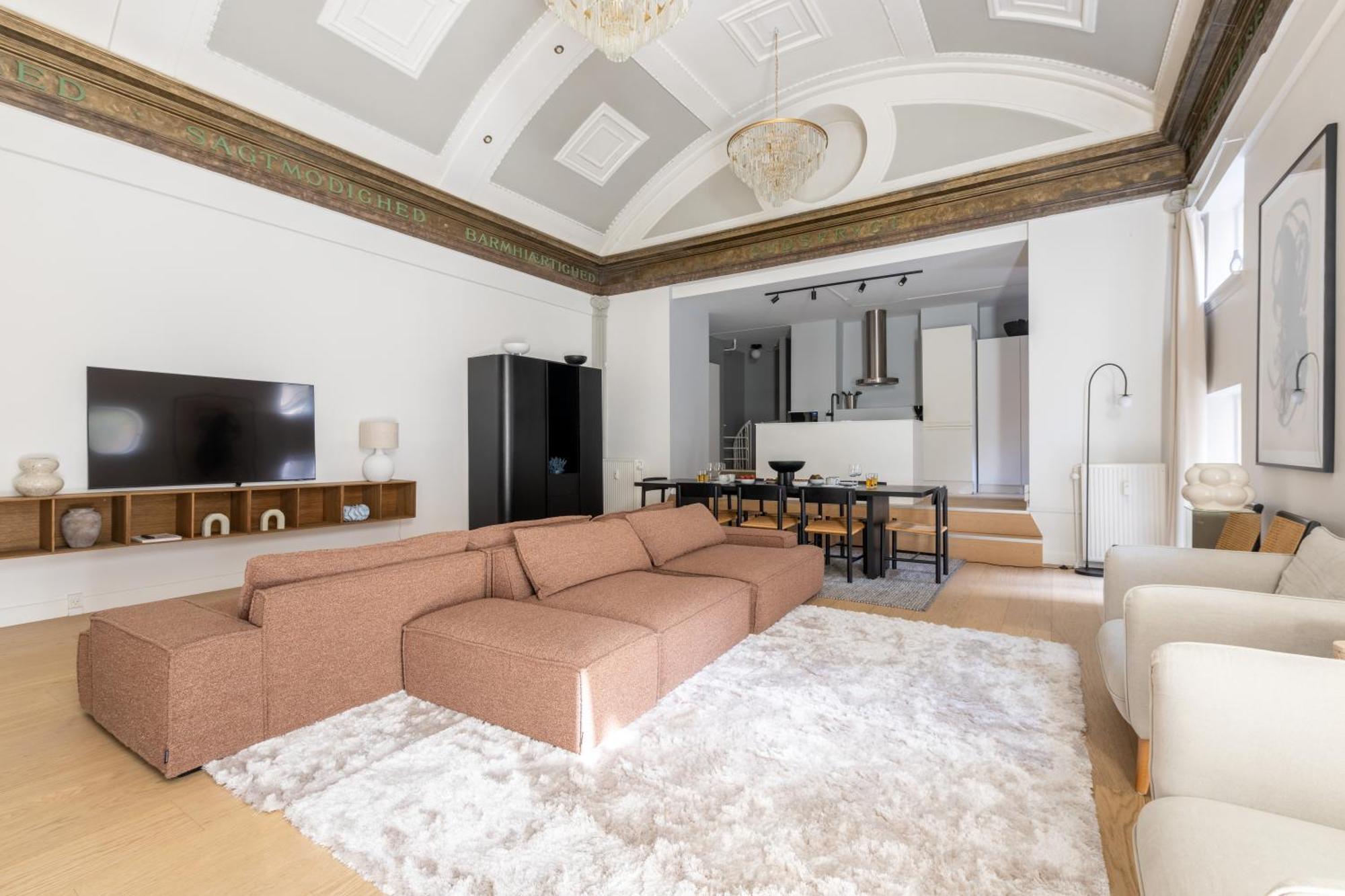 Unique 3 Bedroom Apartment In Vibrant Frederiksberg København Eksteriør billede