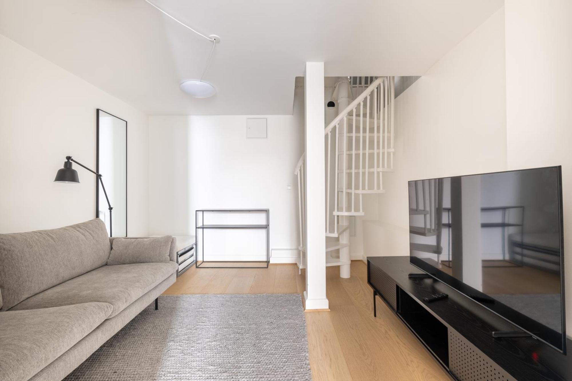 Unique 3 Bedroom Apartment In Vibrant Frederiksberg København Eksteriør billede