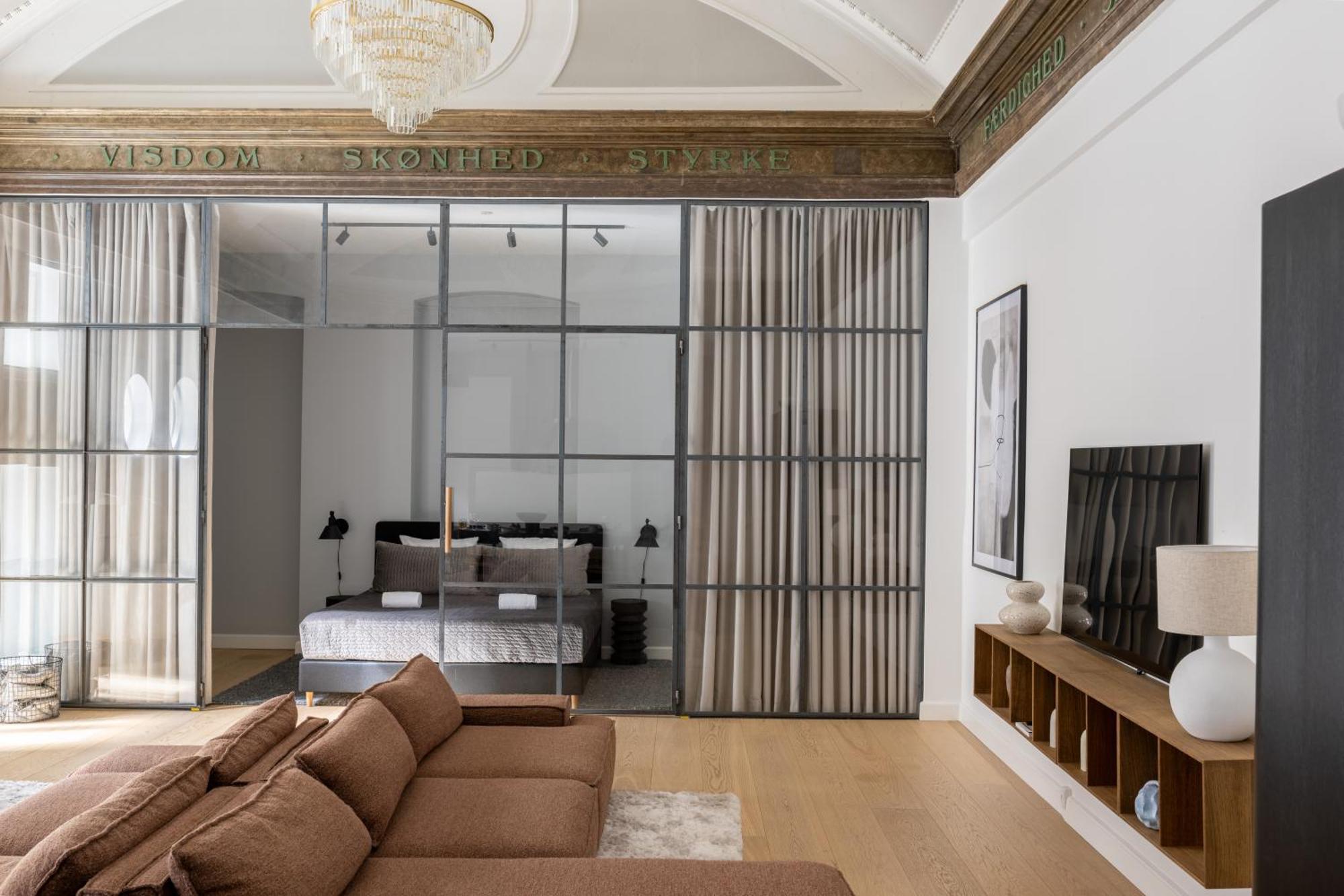 Unique 3 Bedroom Apartment In Vibrant Frederiksberg København Eksteriør billede